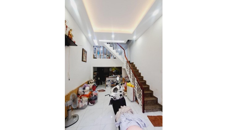NHÀ 1/ ĐƯỜNG SỐ 13A, HẺM THÔNG KÊNH NƯỚC ĐEN, 28M2, 2 TẦNG 3PN, GIÁ 2.X TỶ